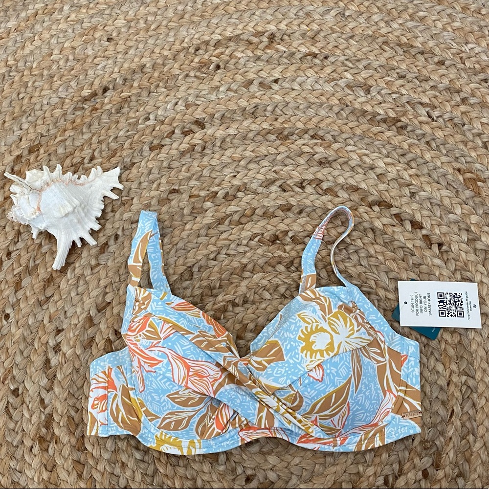 Roxy Underwired D-Cup Bikini Top